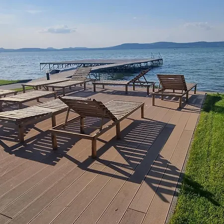 Aparthotel Platan Experience With Lakeview 3*