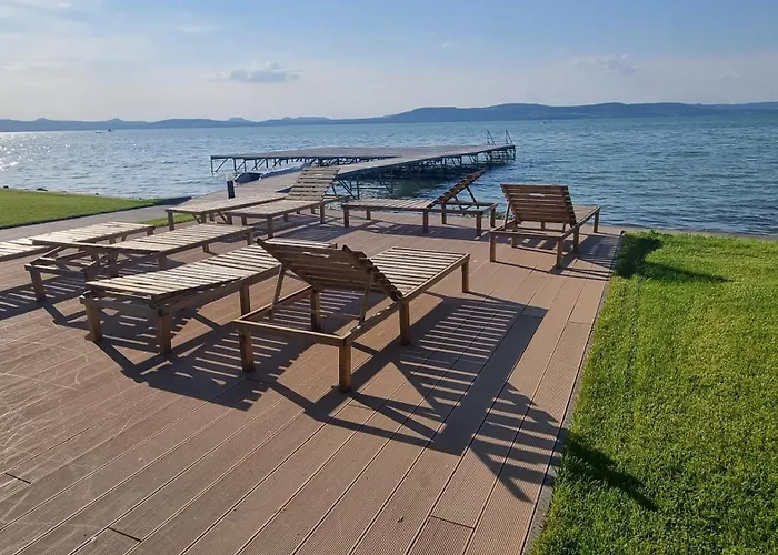 Apartmanhotel Platan Experience With Lakeview 3*